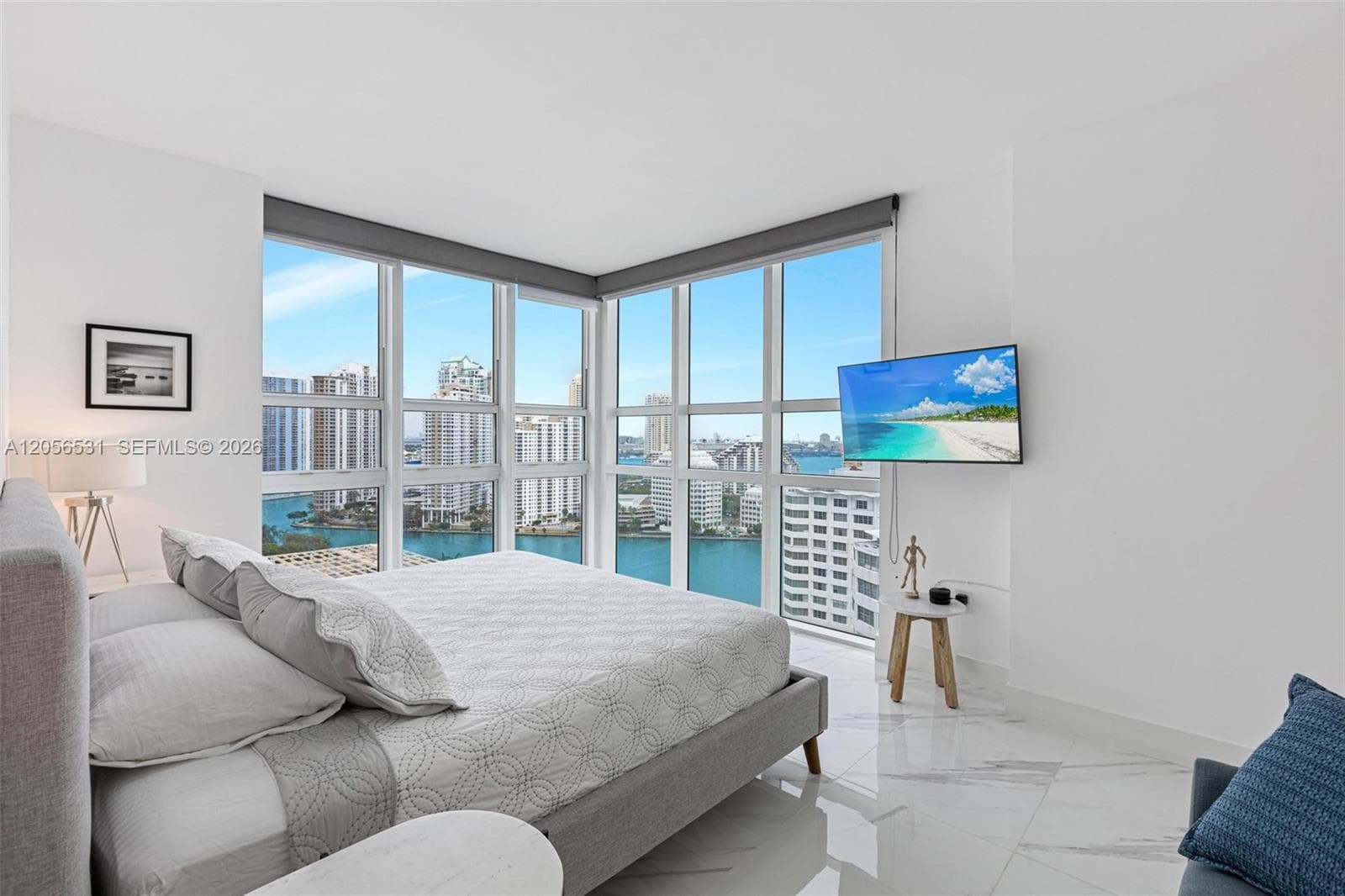 950 Brickell Bay Dr 2210 photo 8
