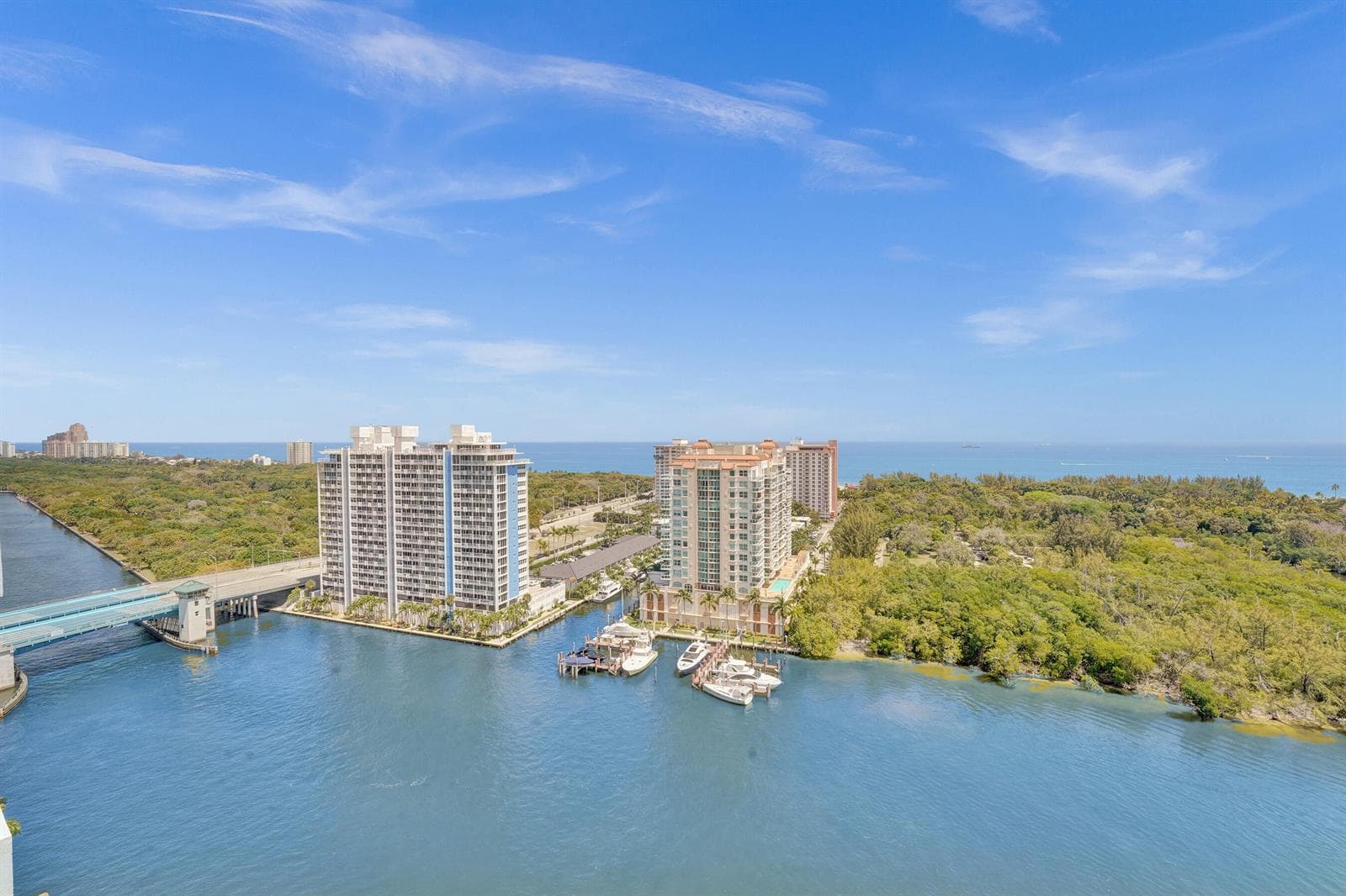 936 Intracoastal Drive 22F photo 3