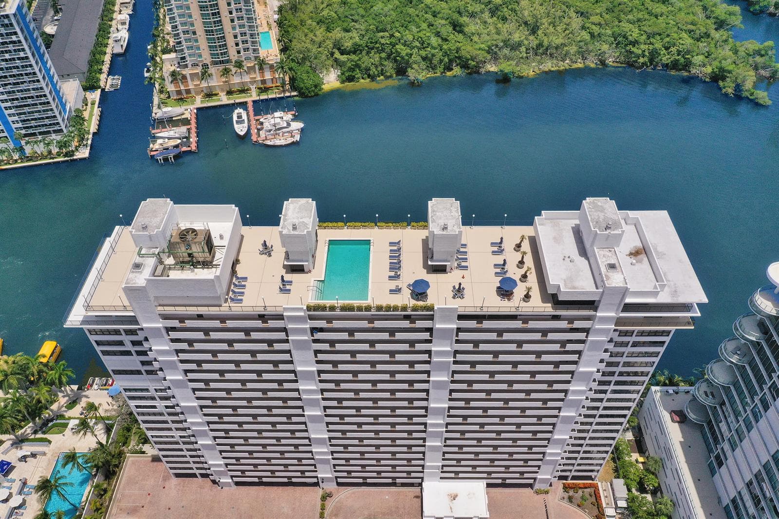 936 Intracoastal Drive 22C photo 13