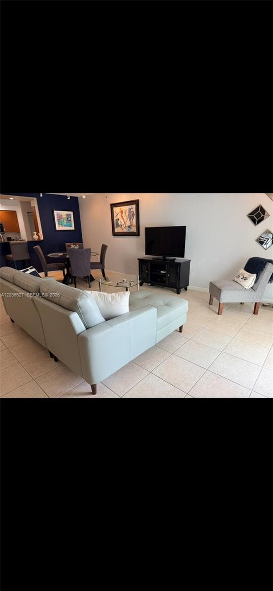6917 Collins Ave 1207 photo 2