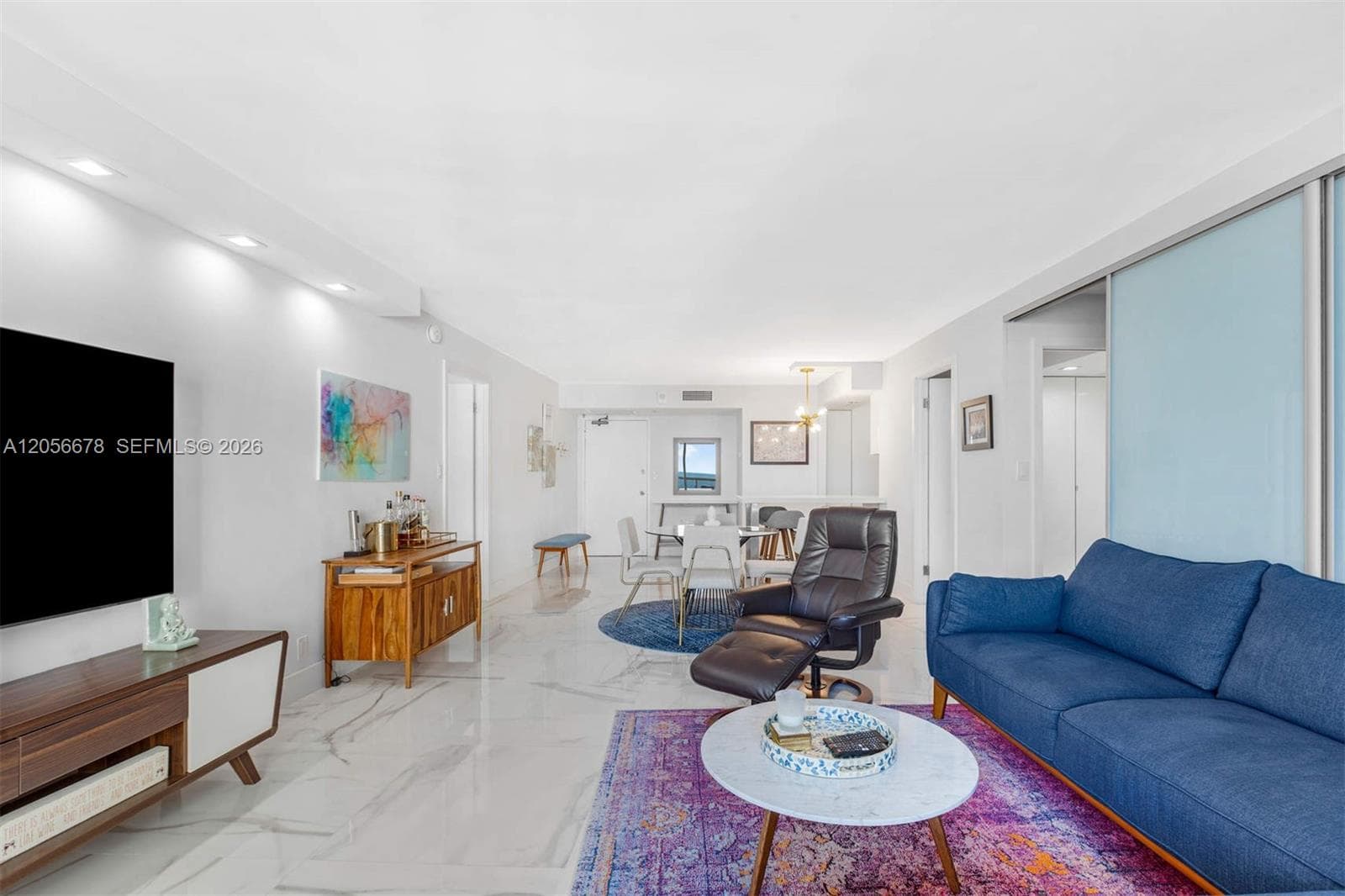 6039 Collins Ave 1527 photo 2