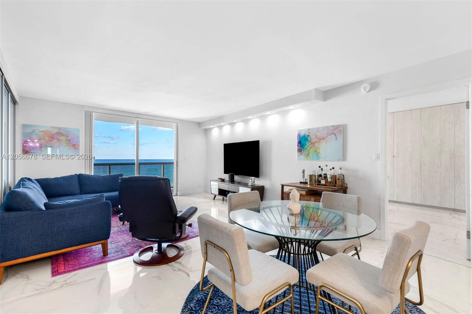 6039 Collins Ave 1527 photo 1