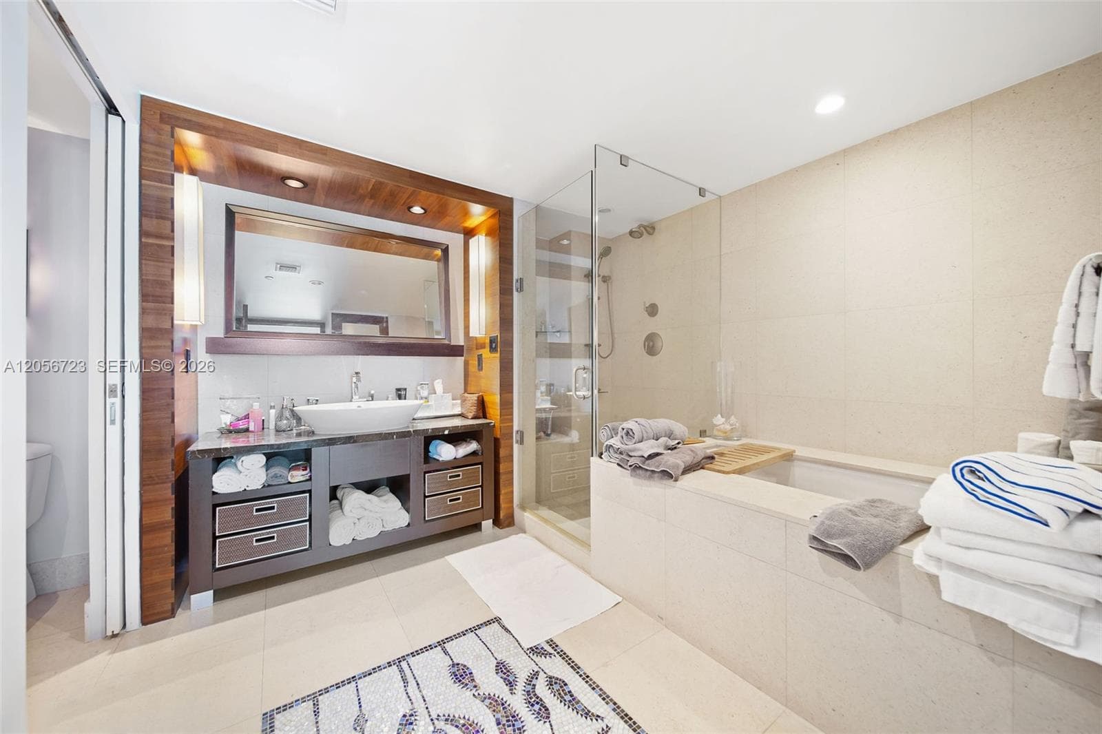 6801 Collins Ave 1015 photo 9