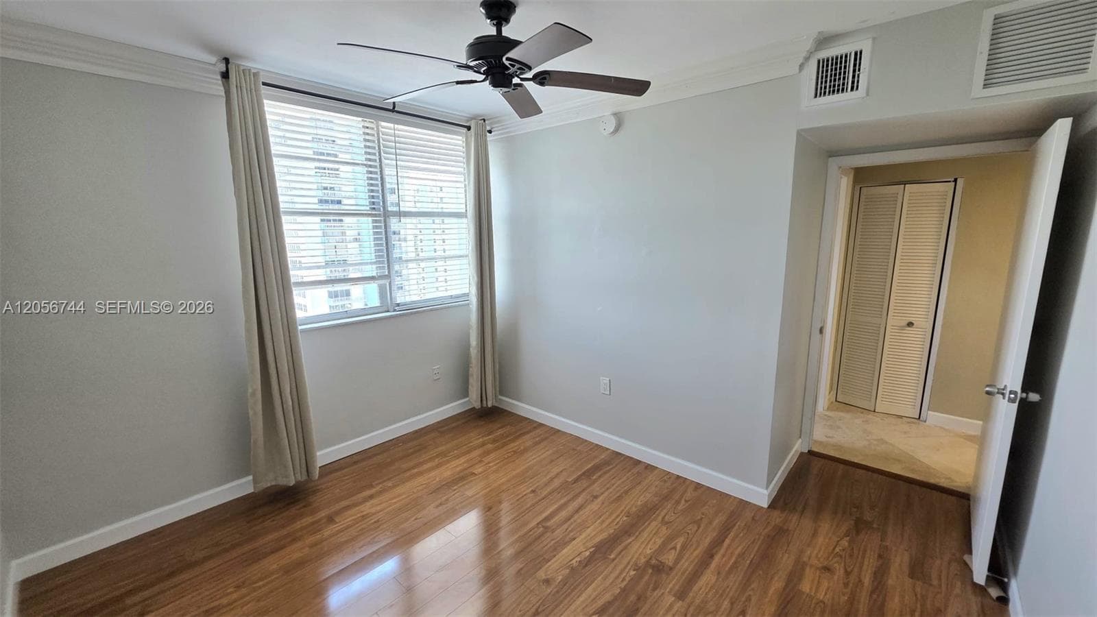 5825 Collins Ave 9C photo 22
