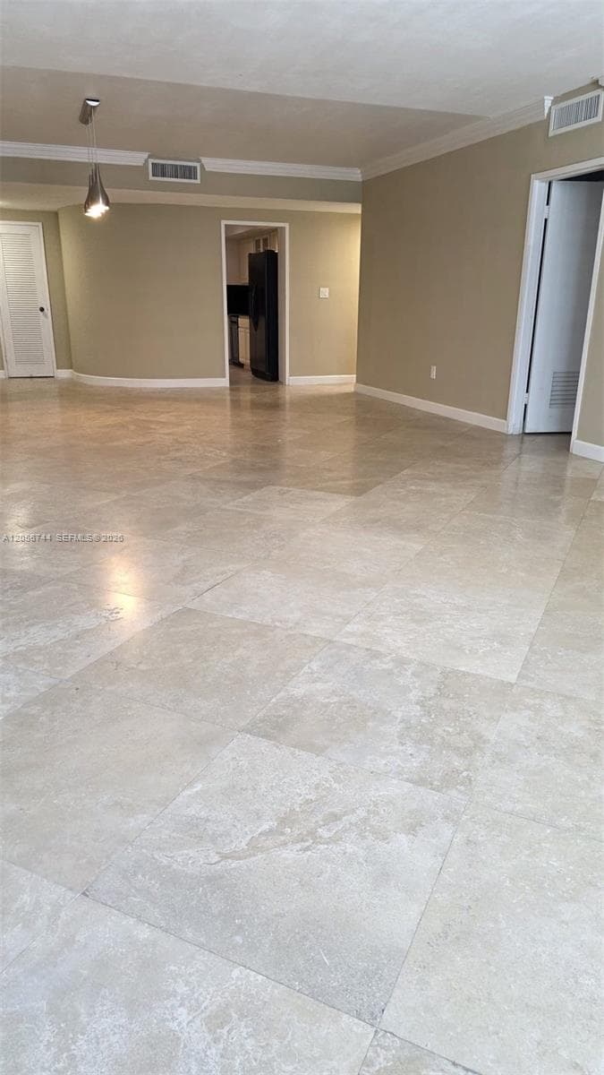 5825 Collins Ave 9C photo 7