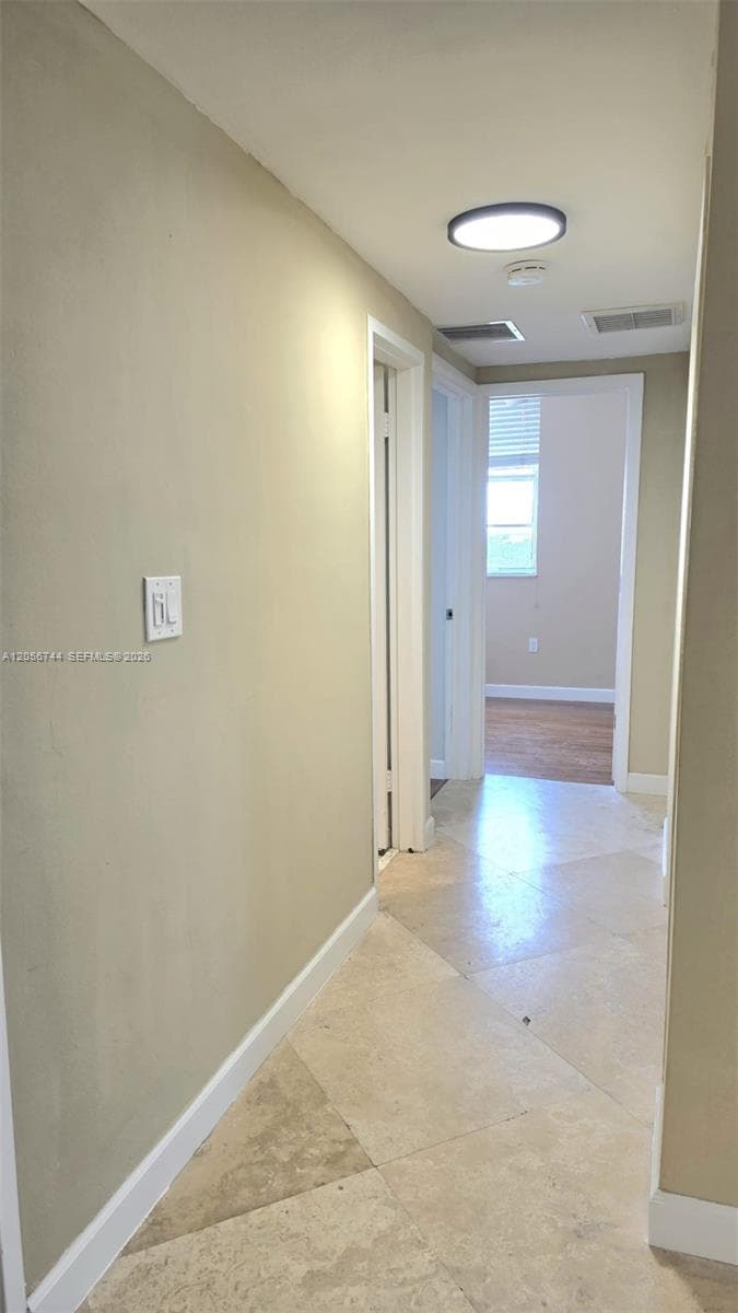 5825 Collins Ave 9C photo 19