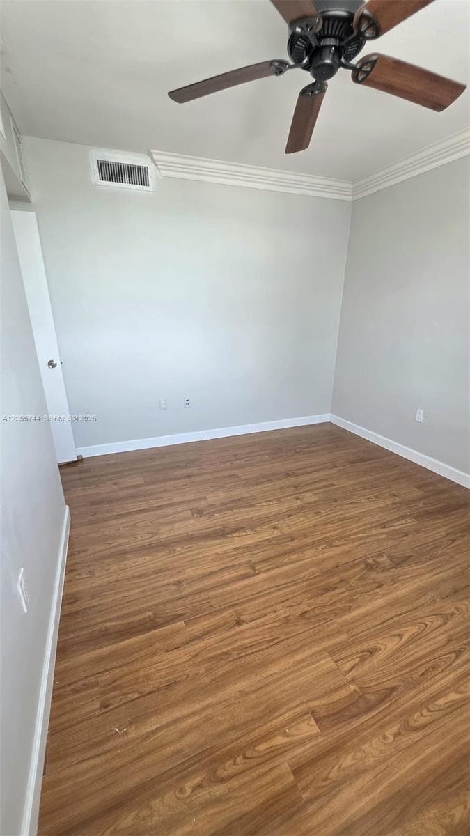 5825 Collins Ave 9C photo 21