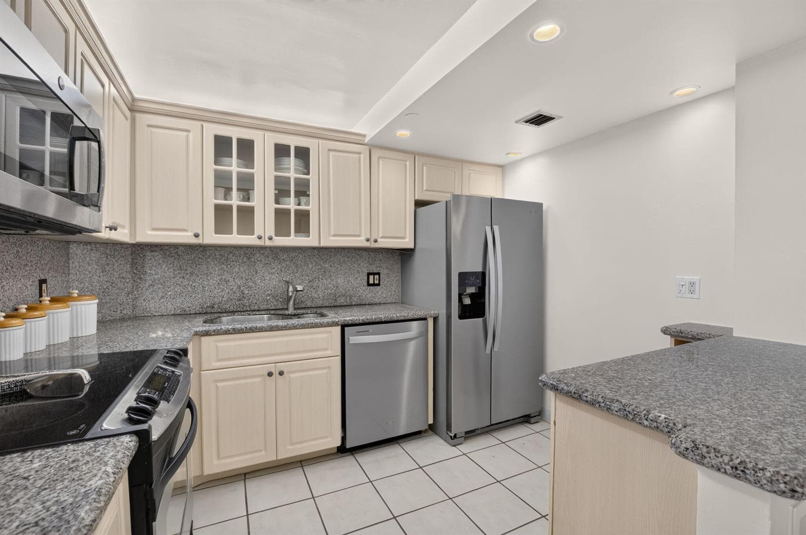 3912 S Ocean Boulevard 501 photo 25