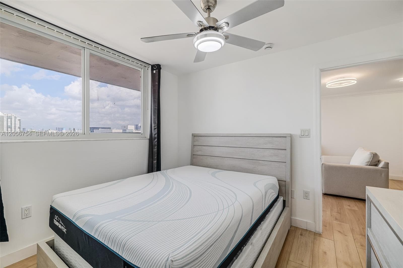 401 Ocean Dr 602 photo 17
