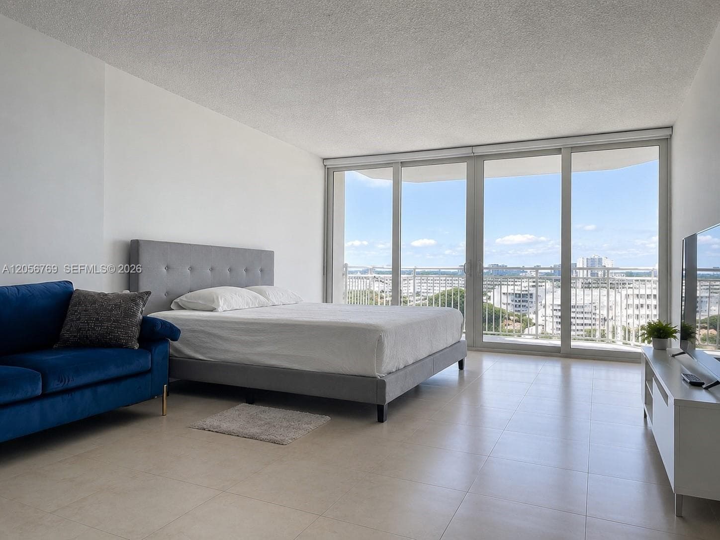 18041 Biscayne Blvd 803 photo 7