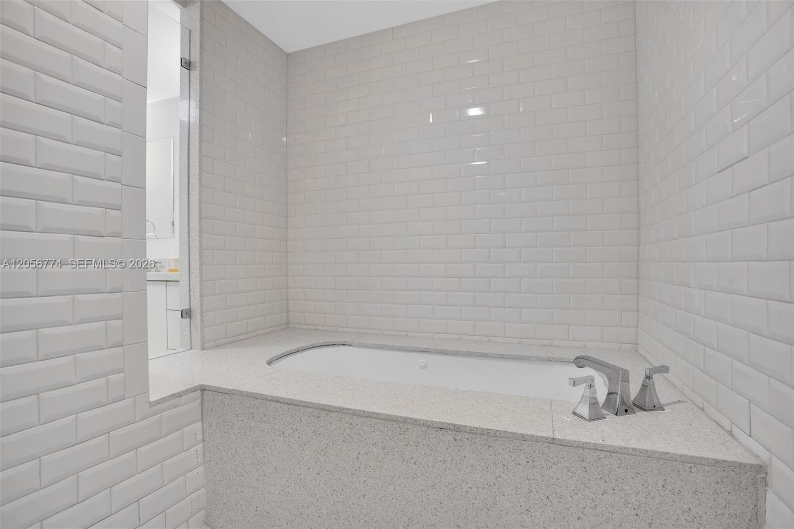 1250 Ocean Dr 2N photo 21