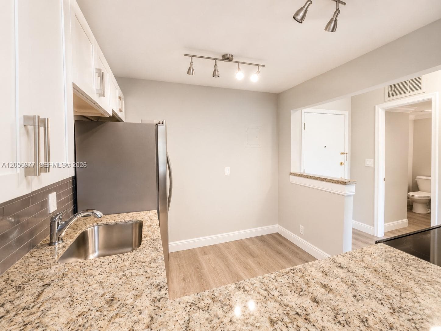 1881 Middle River Dr 604 photo 2