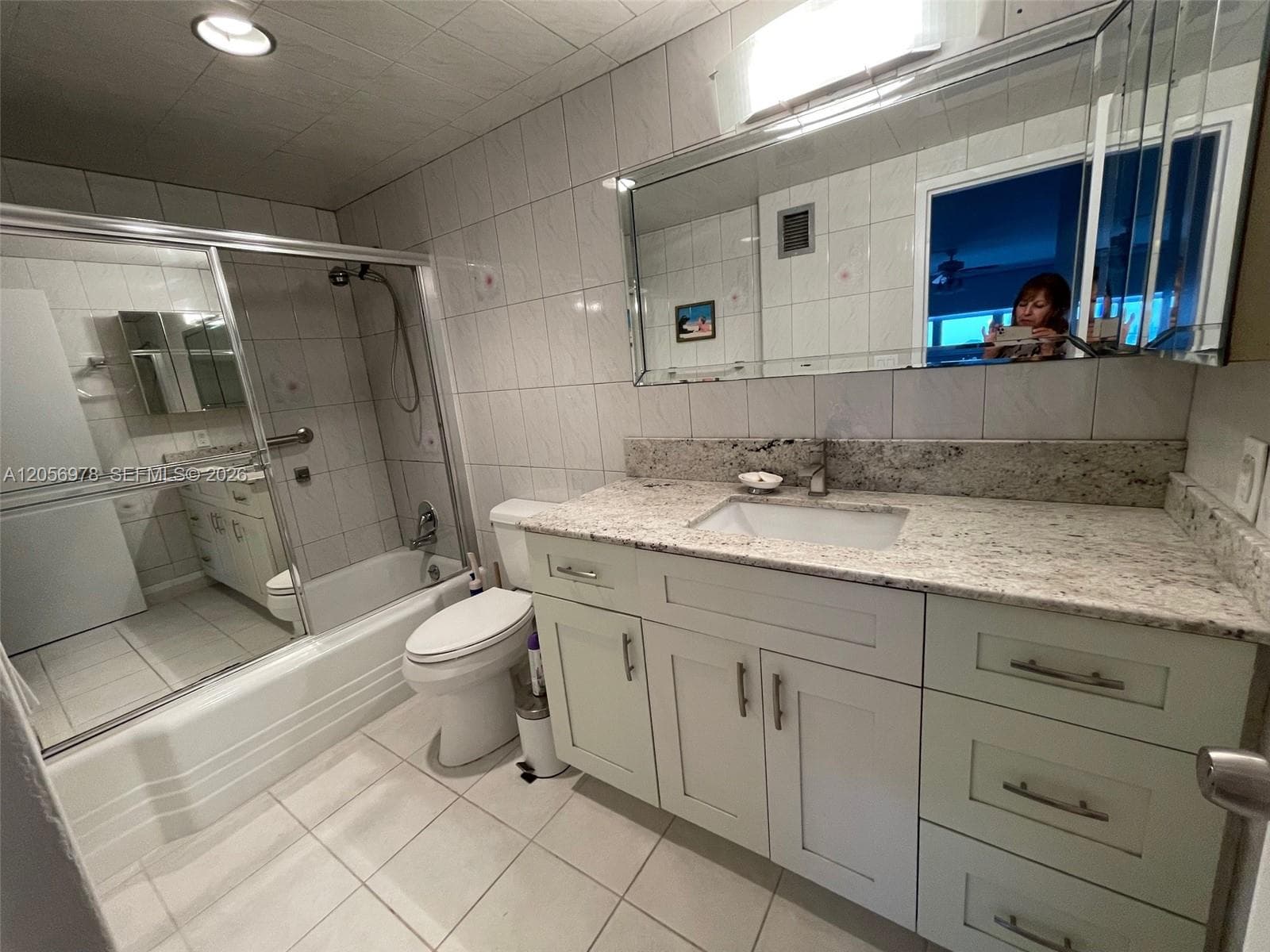 5825 Collins Ave 7B photo 5