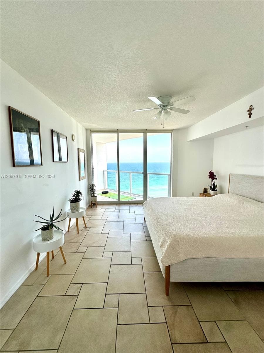 16699 Collins Ave 2309 photo 21