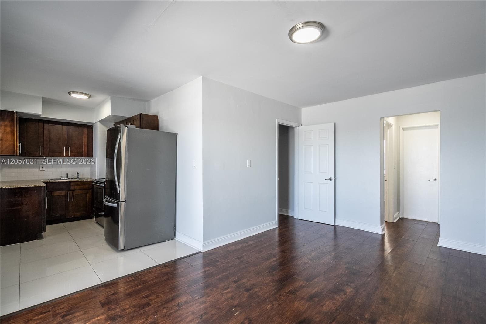 7931 East Dr 305 photo 5