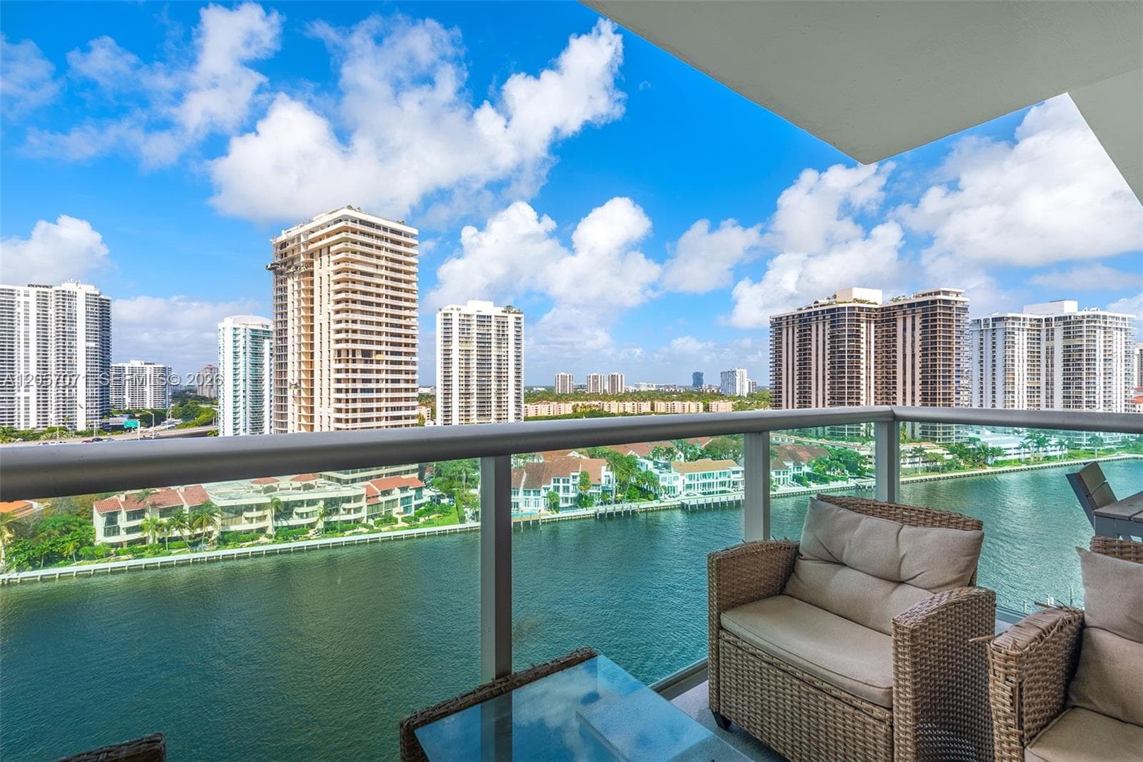 19390 Collins Ave 1519 photo 16
