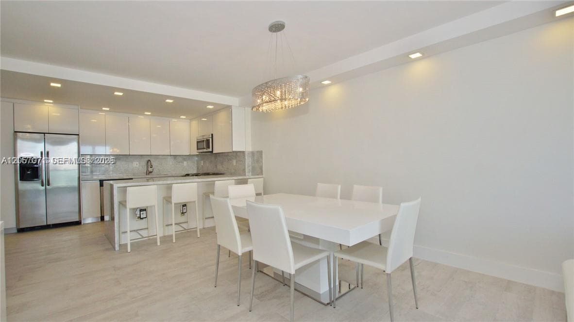 19390 Collins Ave 1519 photo 7