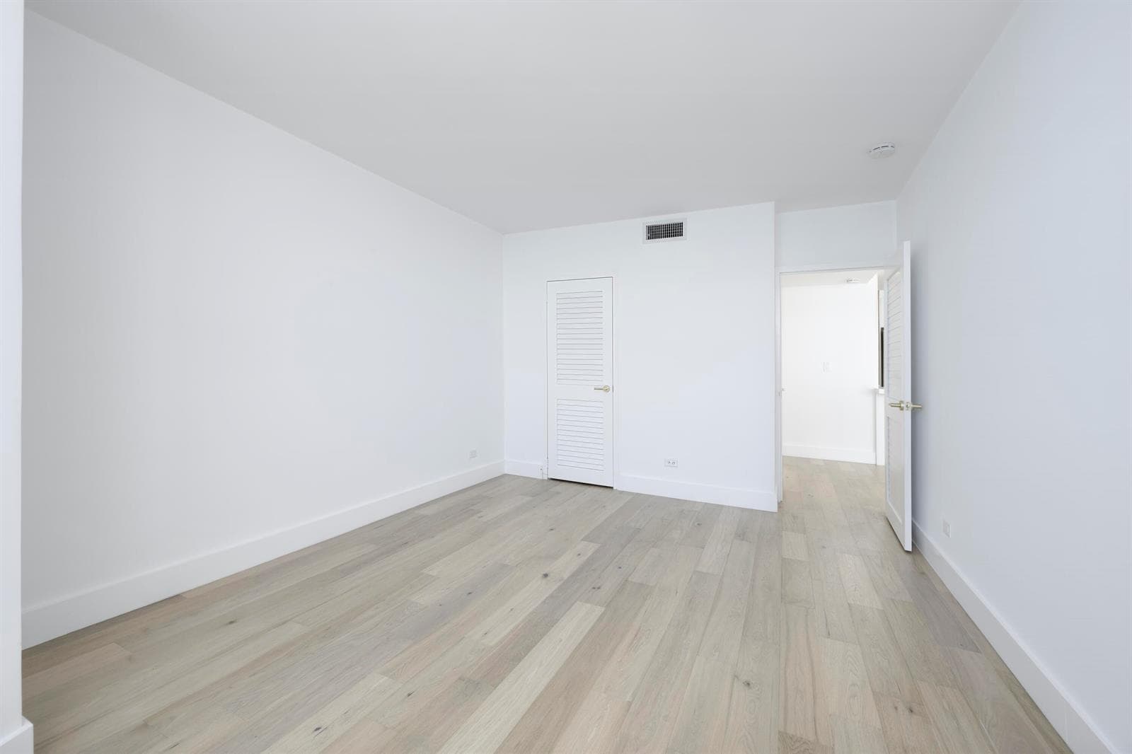 2800 N Flagler Drive 709 photo 9