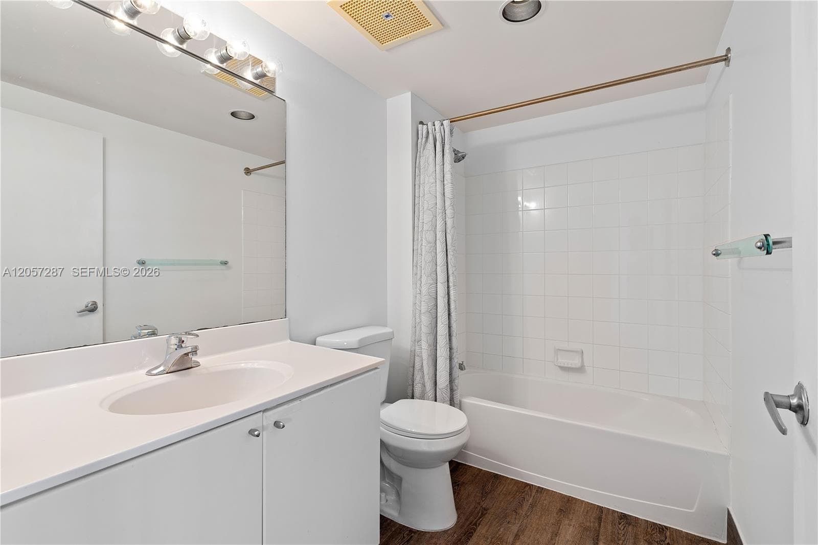 17375 Collins Ave 1108 photo 22