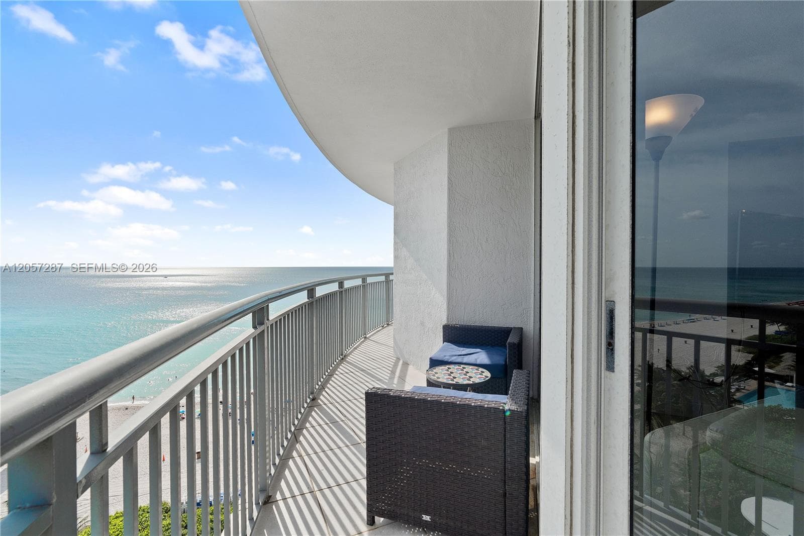 17375 Collins Ave 1108 photo 3