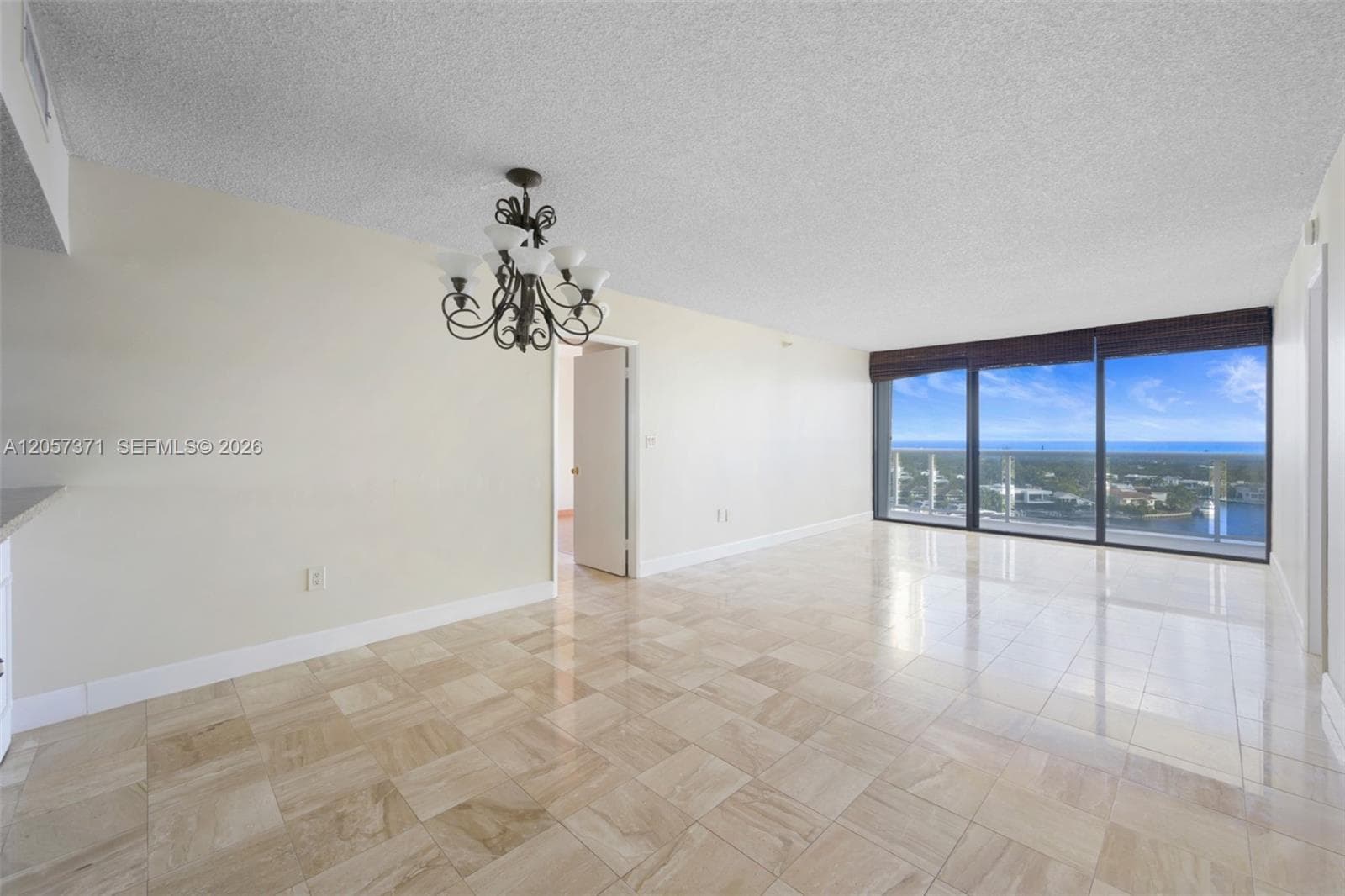 20505 E Country Club Dr 1434 photo 3
