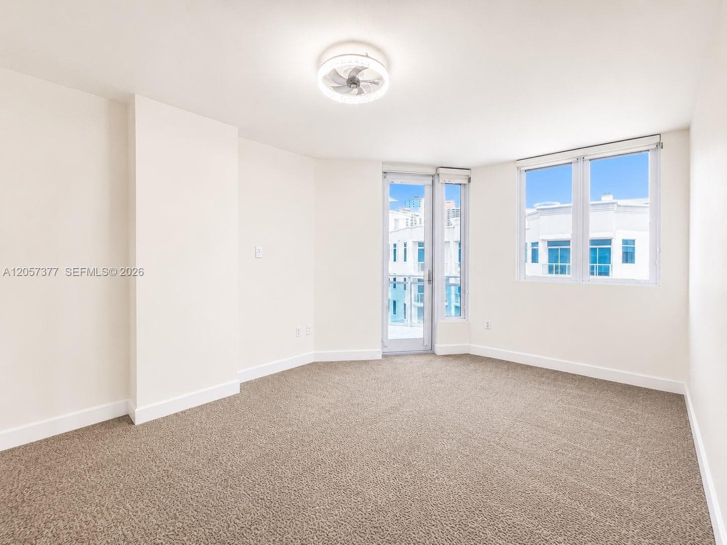 3000 NE 188th St PH 709 photo 23