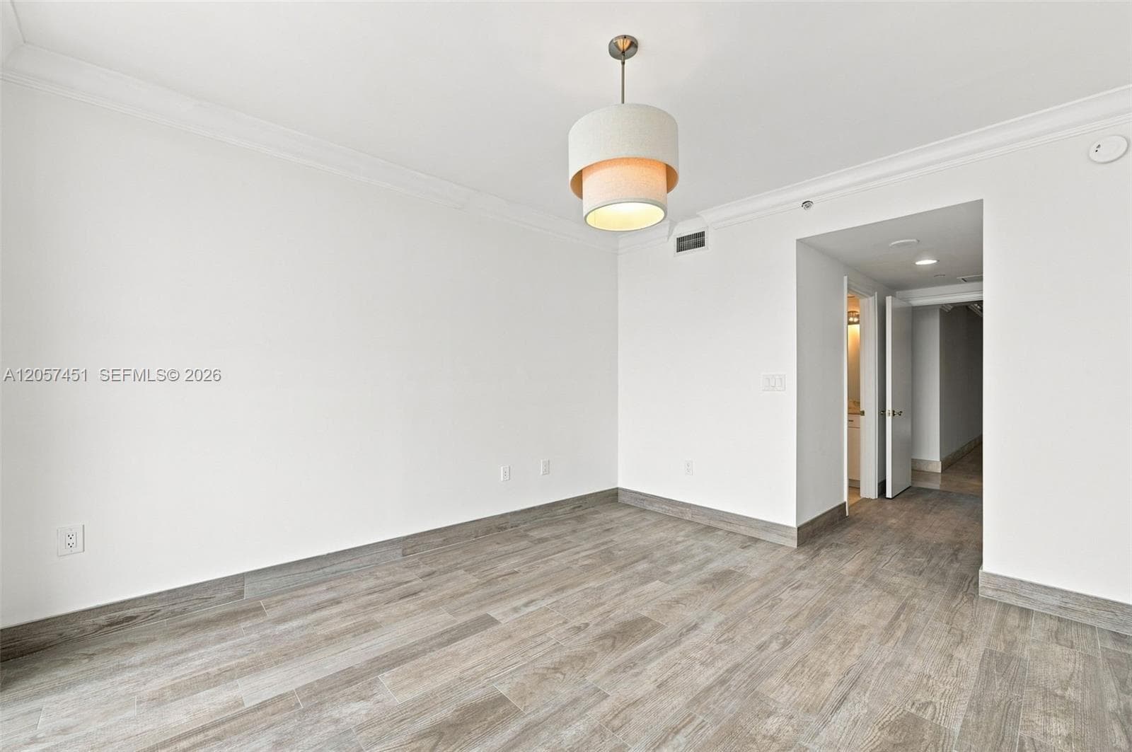 3201 NE 183rd St 2104 photo 23