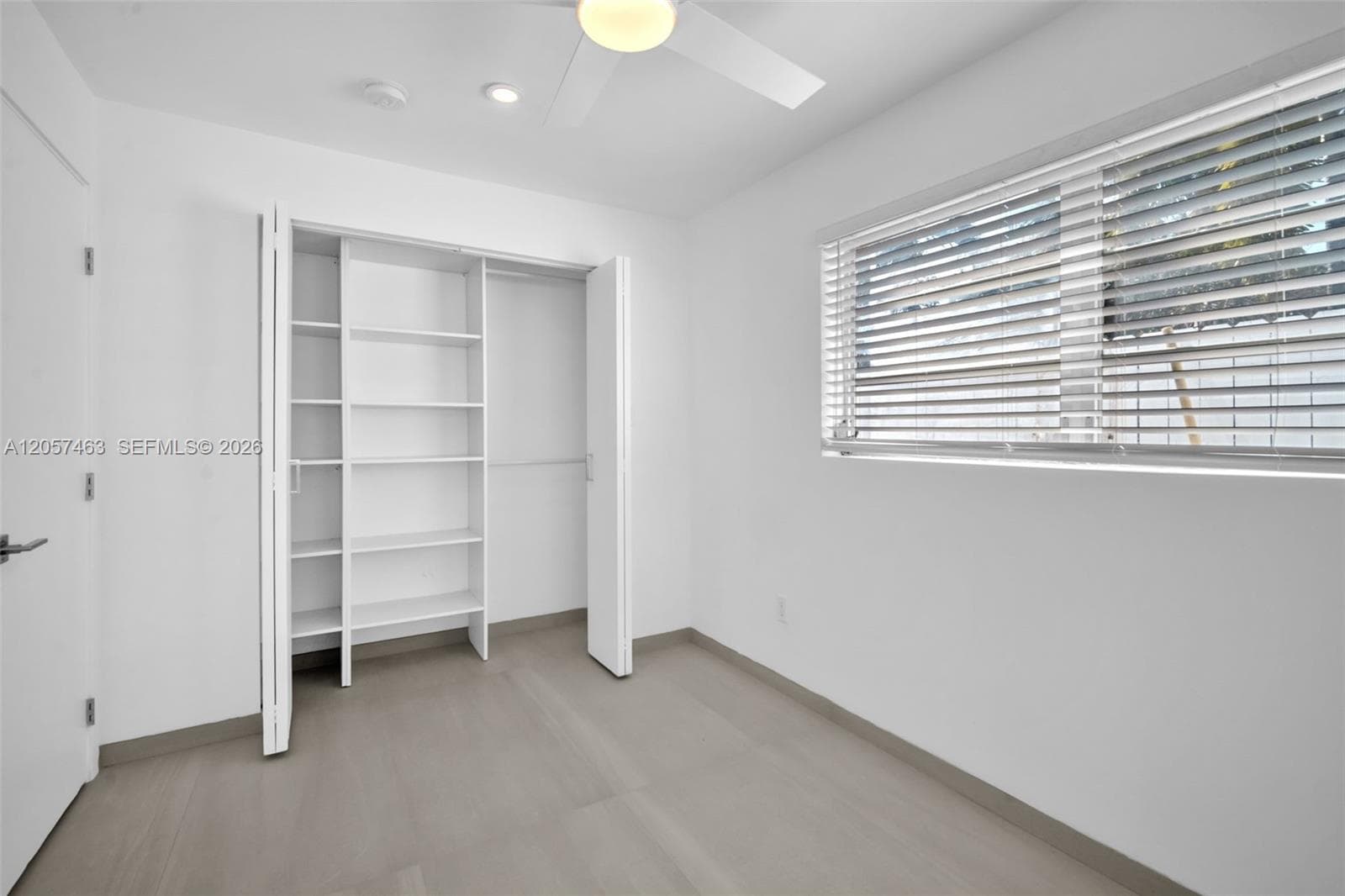 2706 Scott St 00 photo 22
