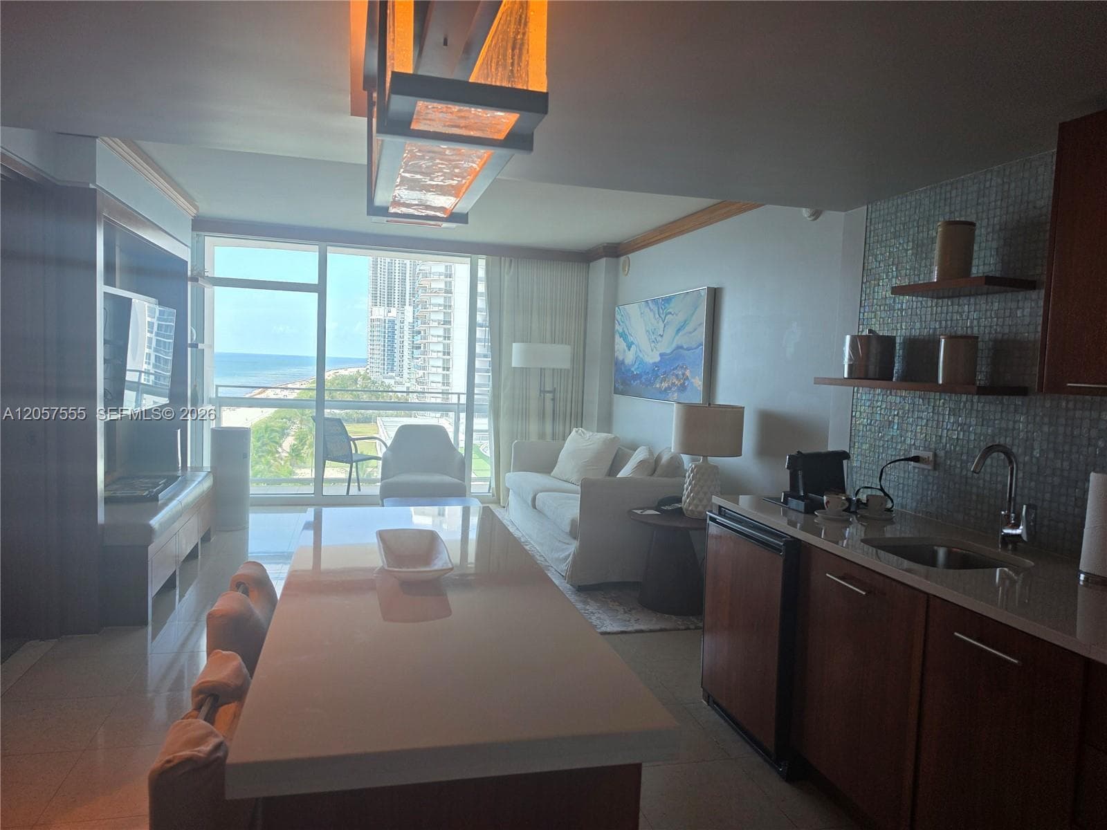 6801 Collins Ave 1020 Door 1006 Leal photo 18