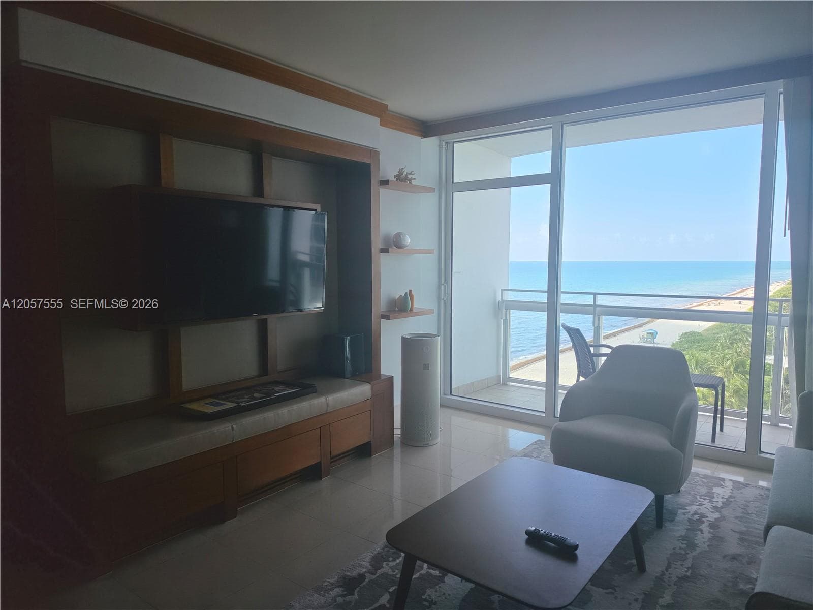6801 Collins Ave 1020 Door 1006 Leal photo 15