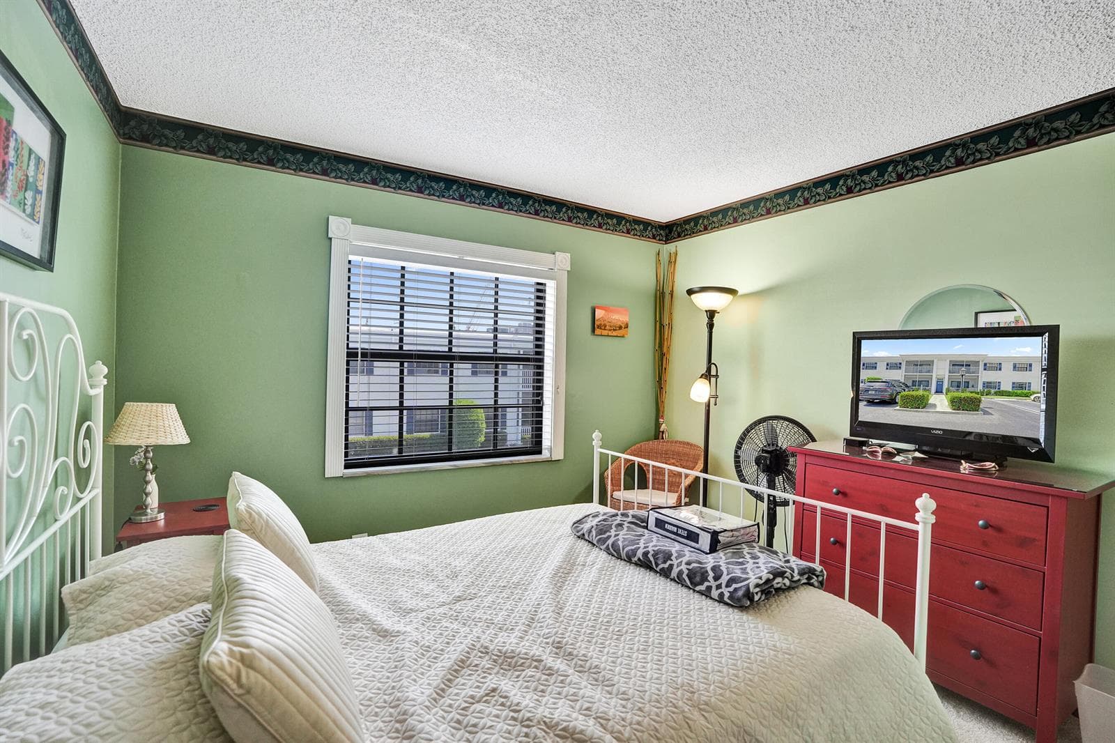 160 CYPRESS CLUB Drive 630 photo 15