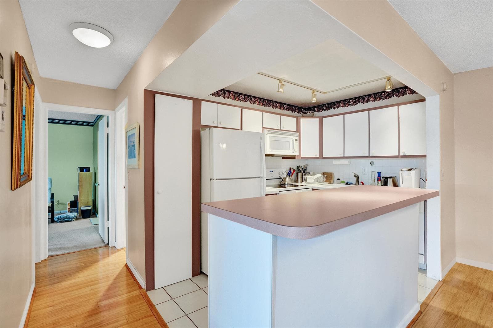 160 CYPRESS CLUB Drive 630 photo 11