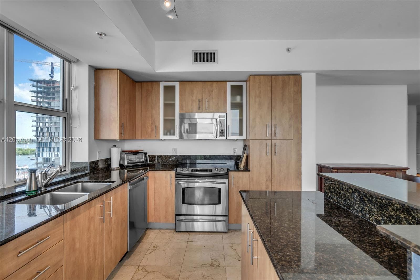7900 Harbor Island Dr 1126 photo 23