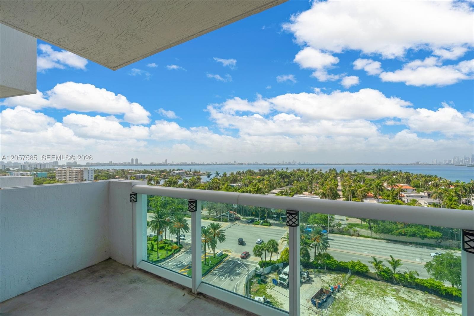 7900 Harbor Island Dr 1126 photo 2