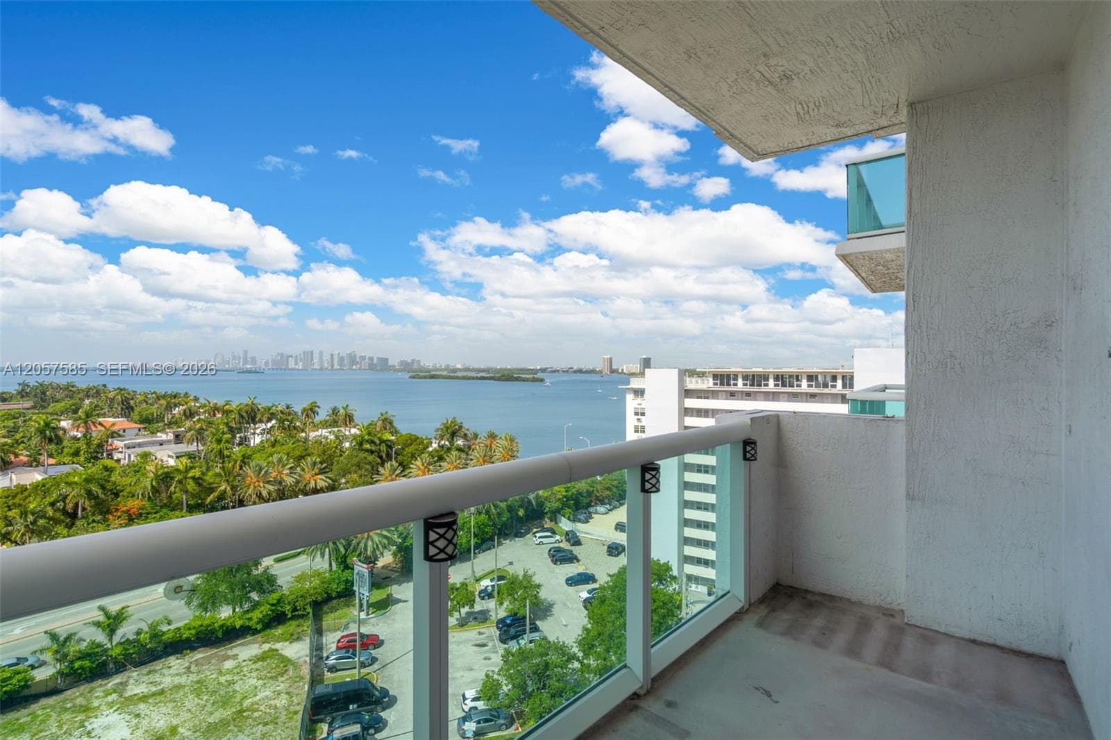 7900 Harbor Island Dr 1126 photo 3
