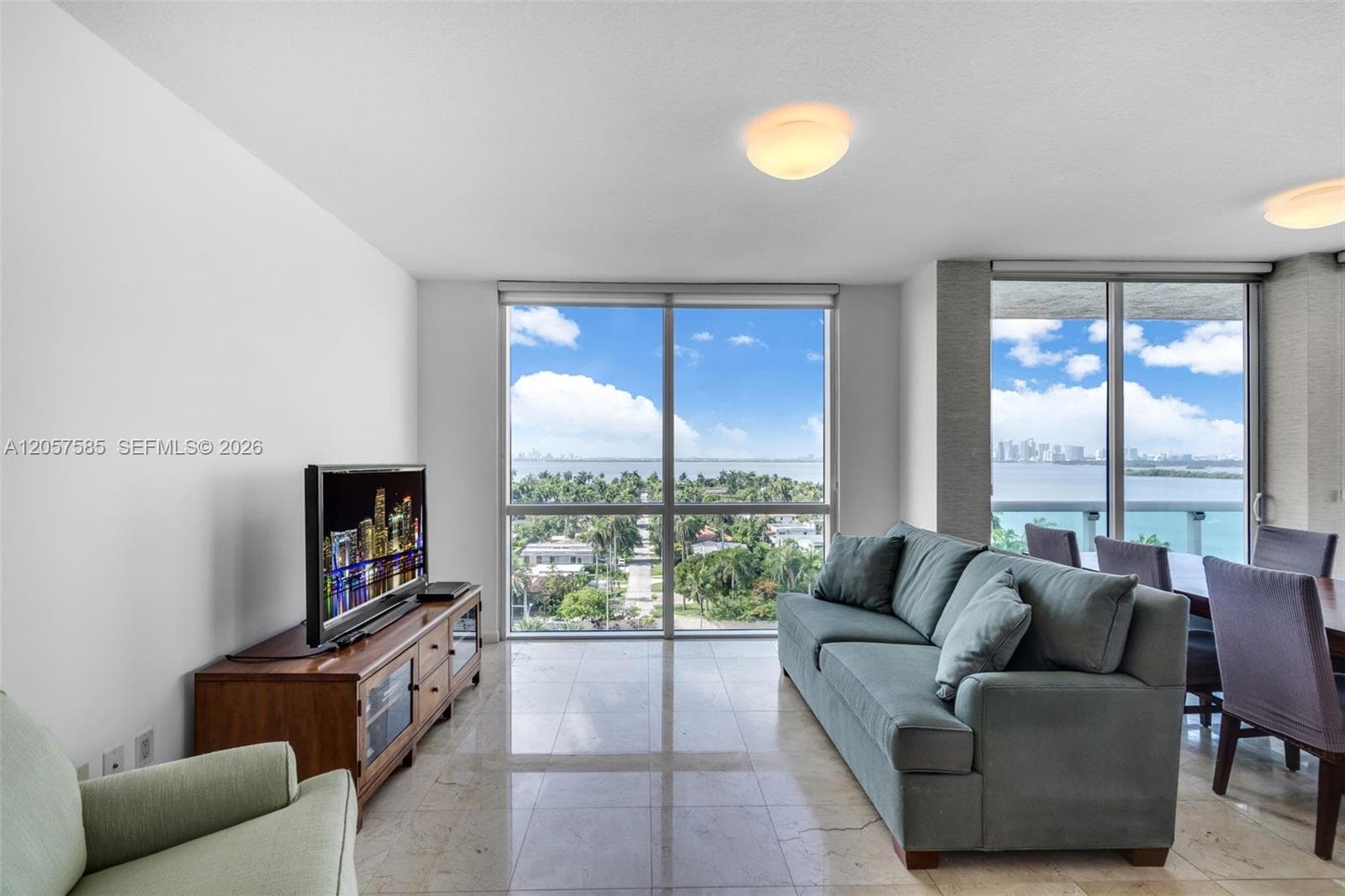 7900 Harbor Island Dr 1126 photo 5