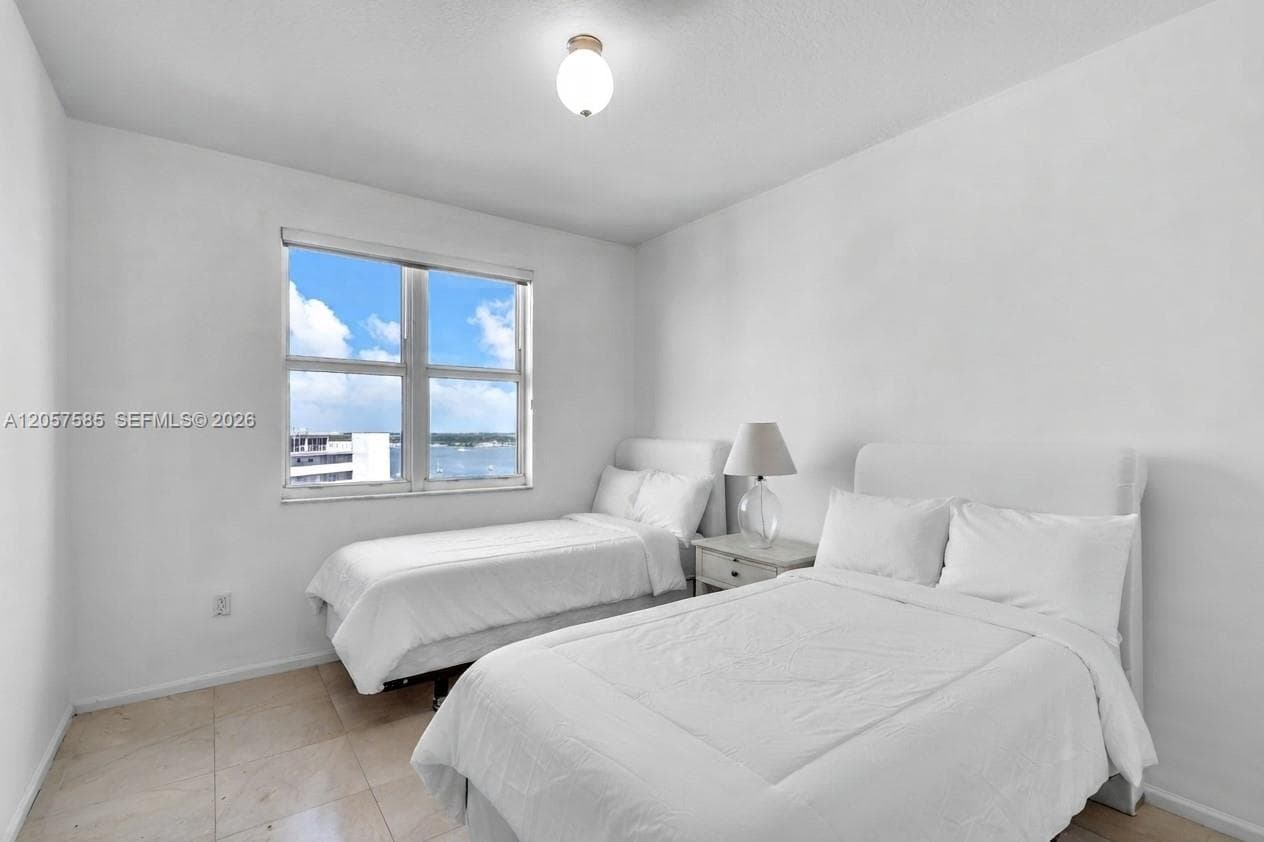 7900 Harbor Island Dr 1126 photo 15