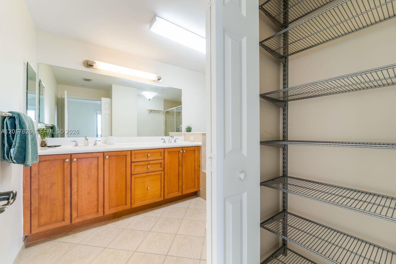 8395 SW 73rd Ave 412 photo 11