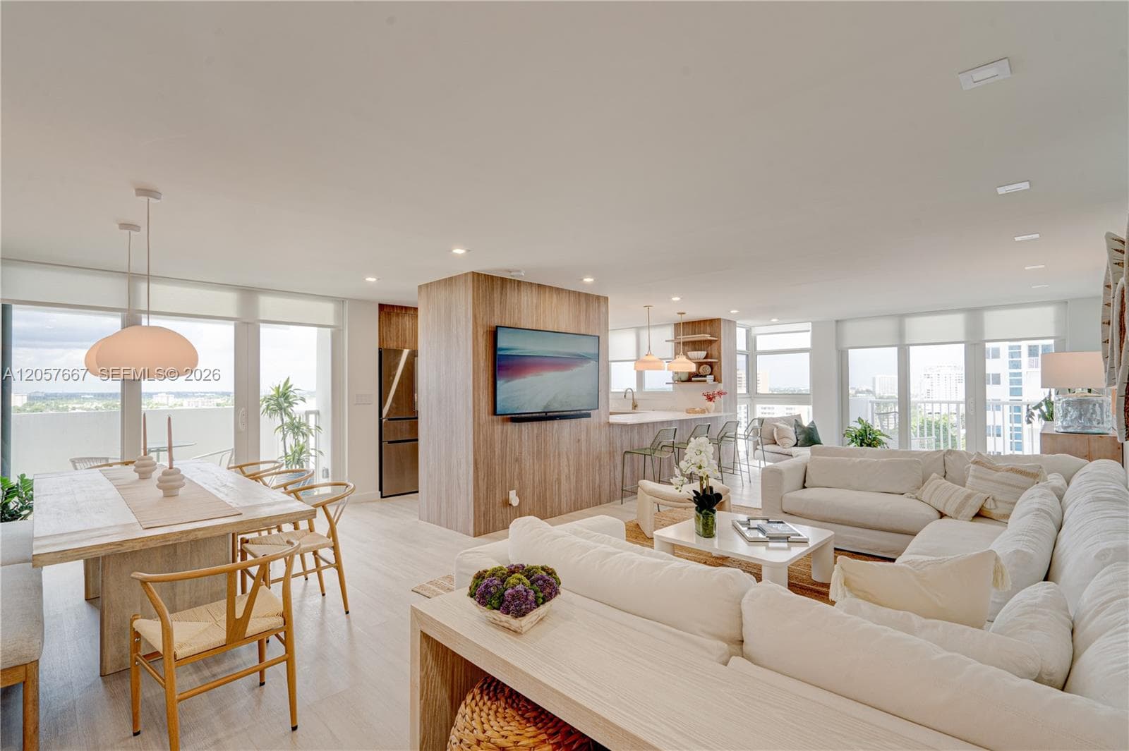 1370 S Ocean Blvd 1505 photo 1
