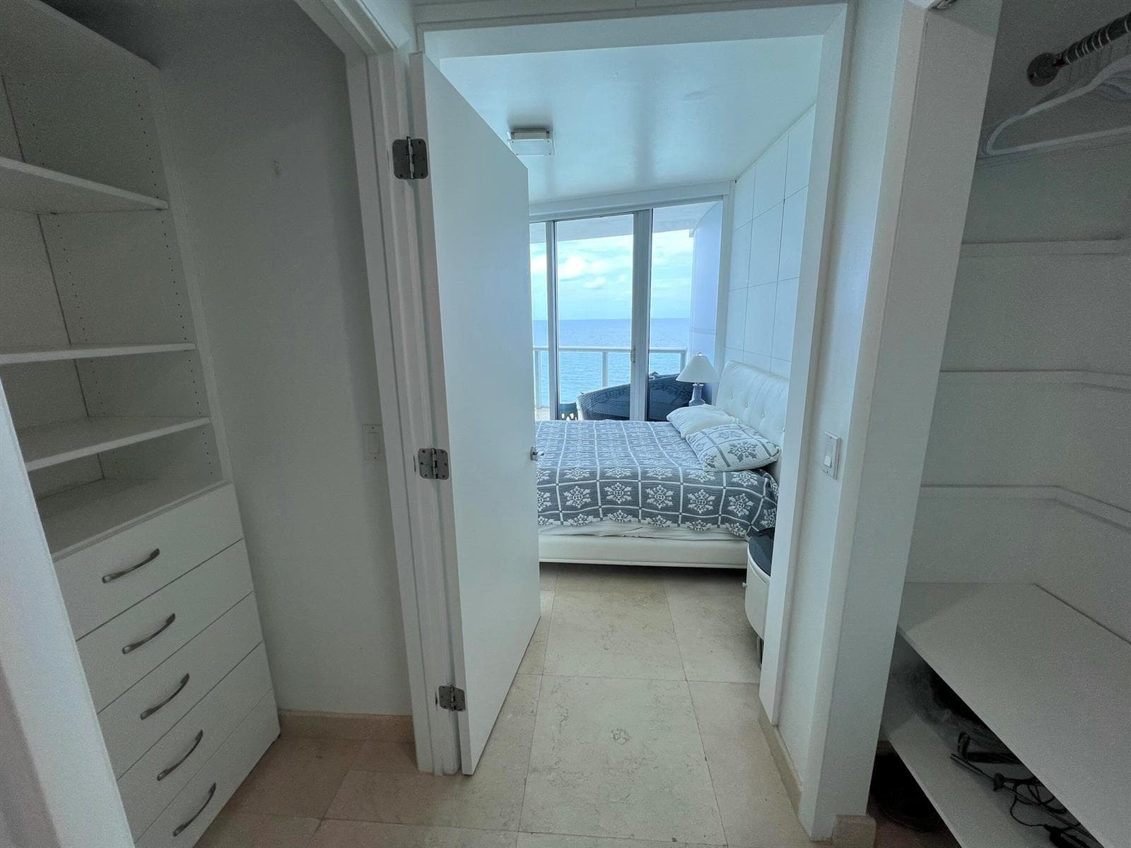 17001 COLLINS Avenue 1806 photo 9