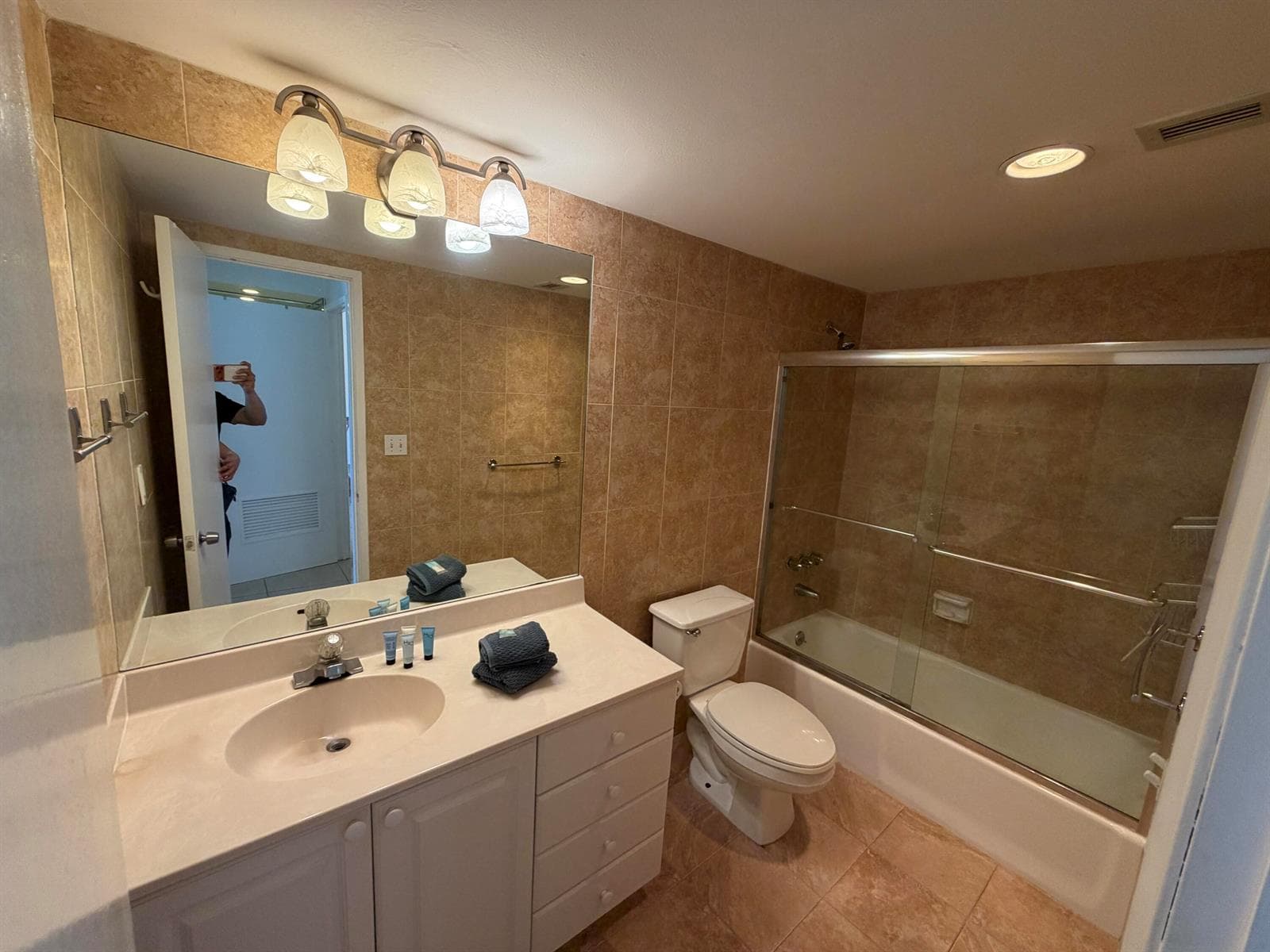 19390 COLLINS Avenue 1405 photo 9