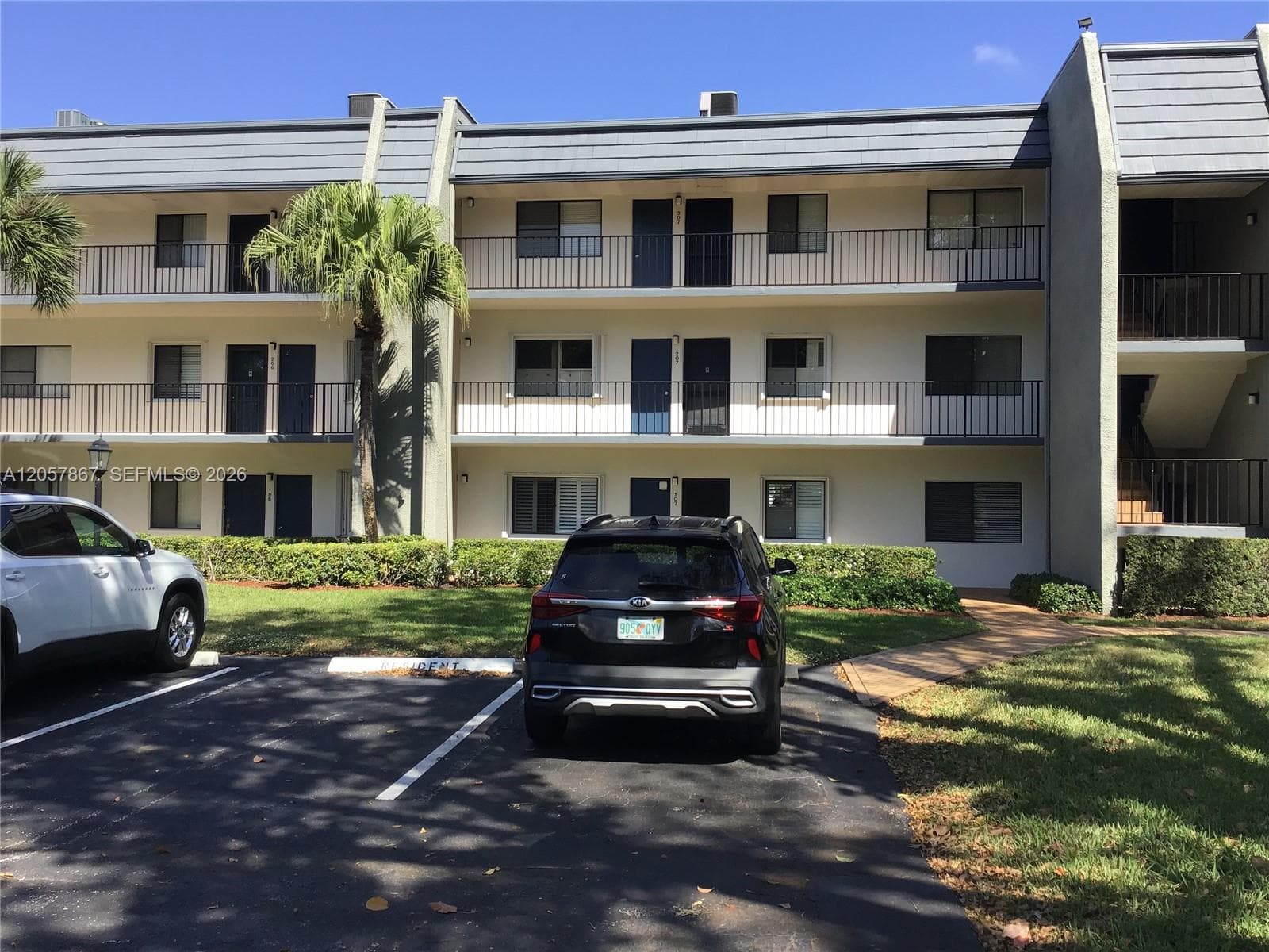 4832 Esedra Ct 208 photo 2