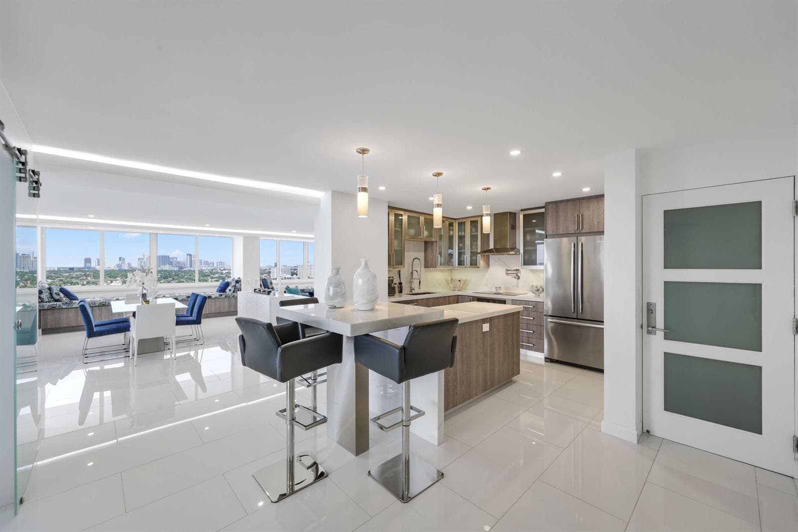 545 S FORT LAUDERDALE BEACH Boulevard 1703/1704 photo 7