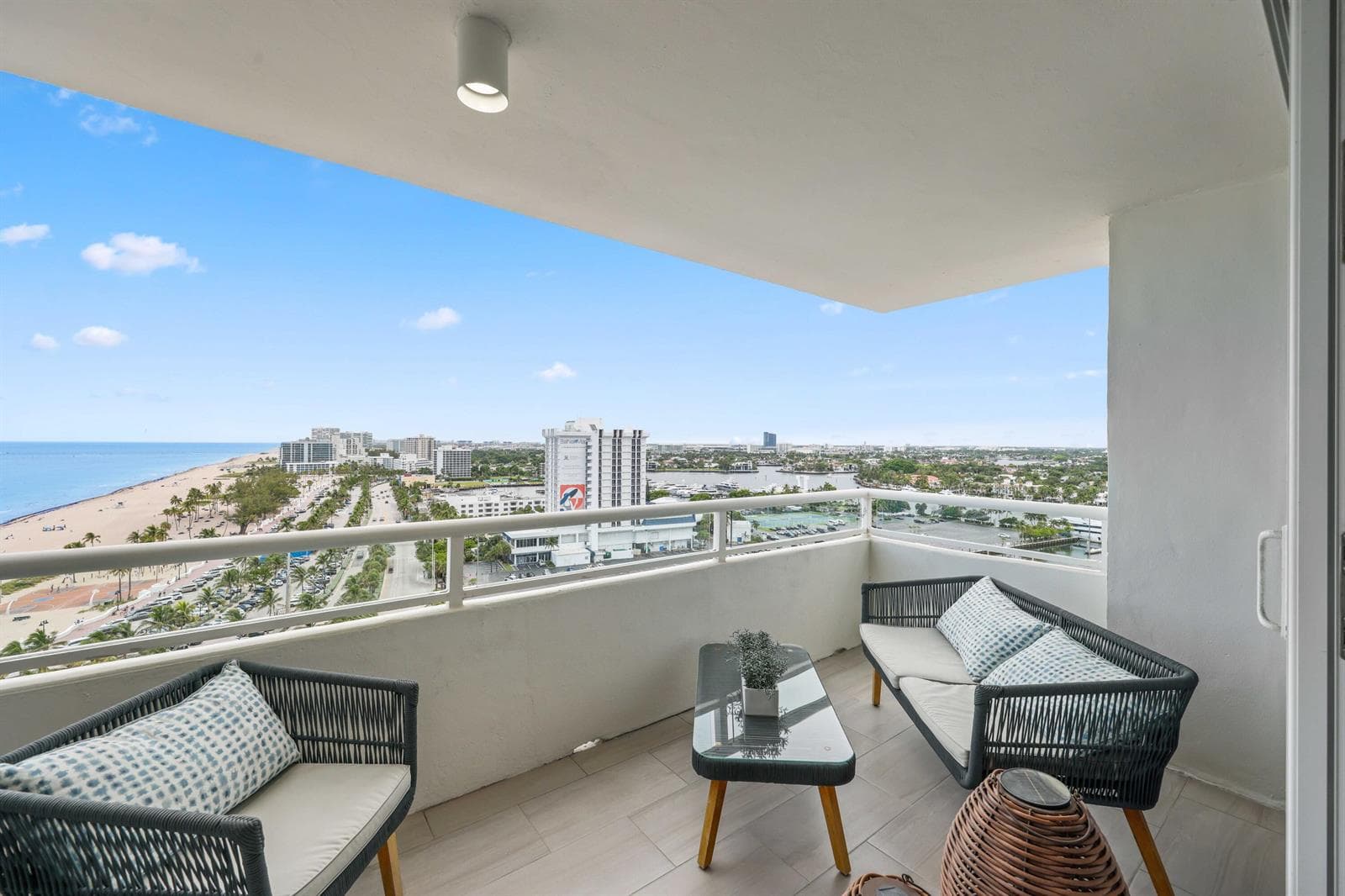 545 S FORT LAUDERDALE BEACH Boulevard 1703/1704 photo 20