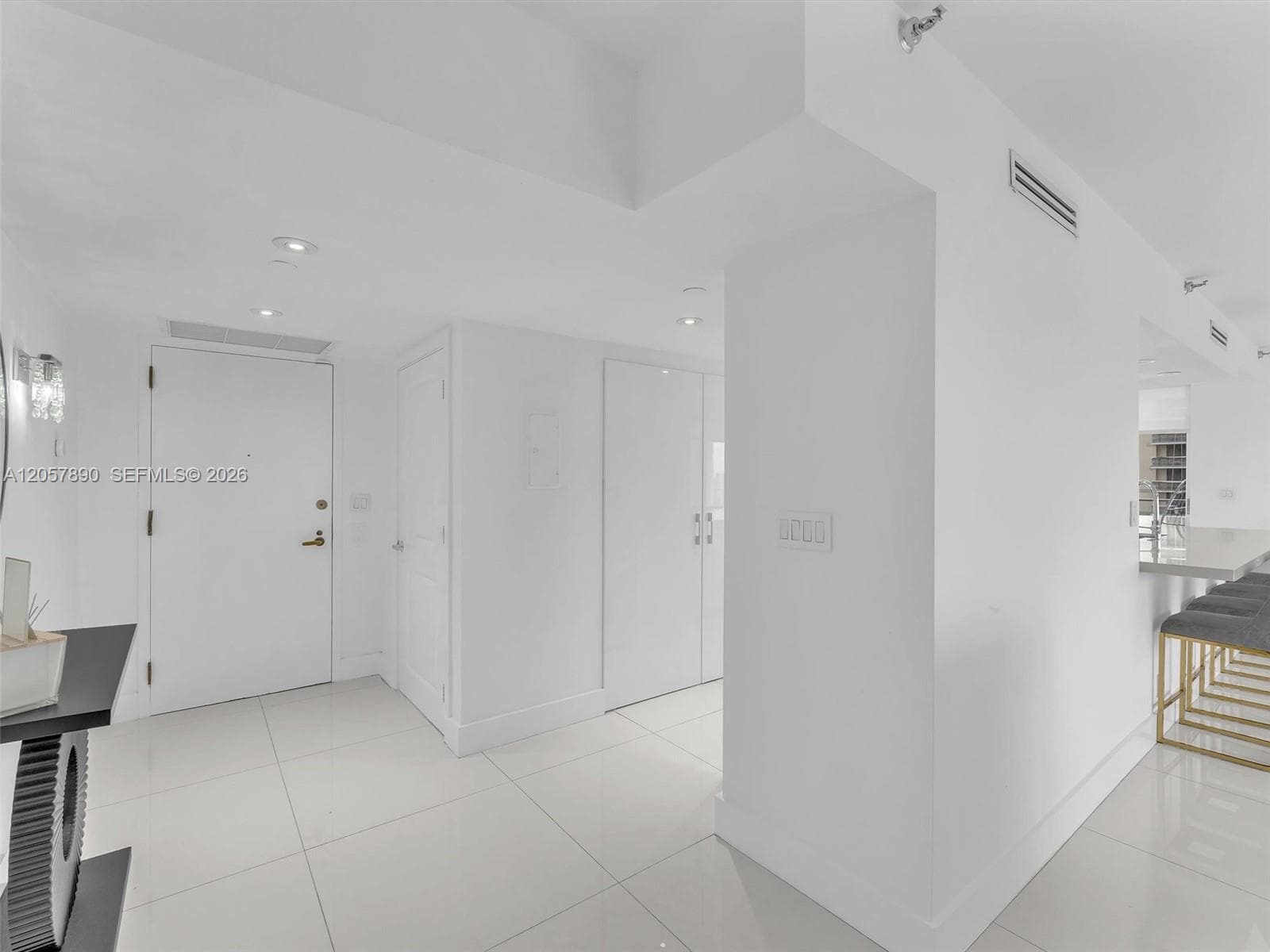 19707 Turnberry Way 21D photo 5
