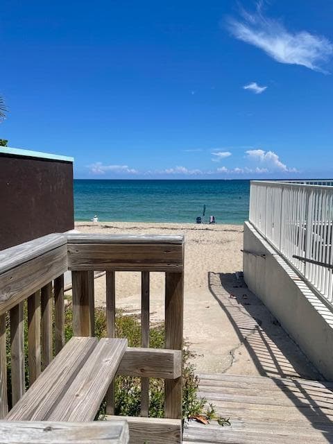 3500 S Ocean Boulevard 303 photo 2