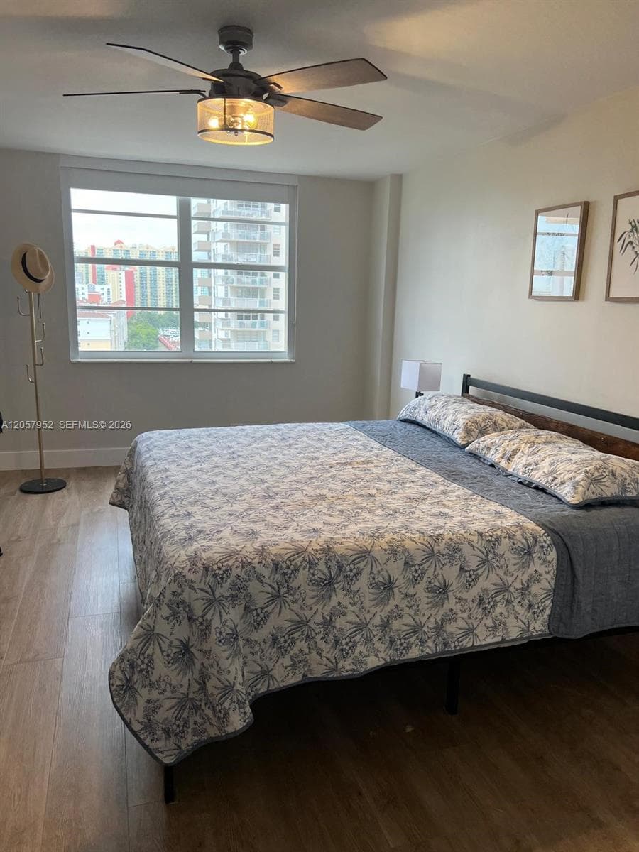251 174th St 1215 photo 19