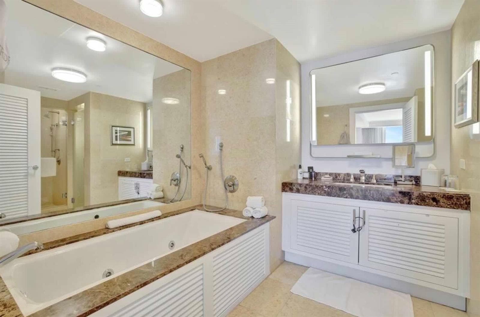 1 N Fort Lauderdale Beach Boulevard 1607 photo 10