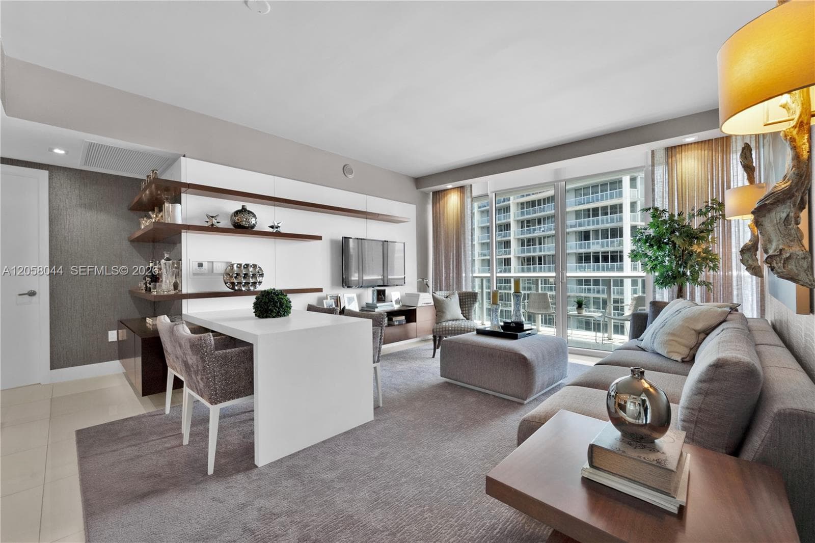 475 Brickell Ave 5013 photo 4