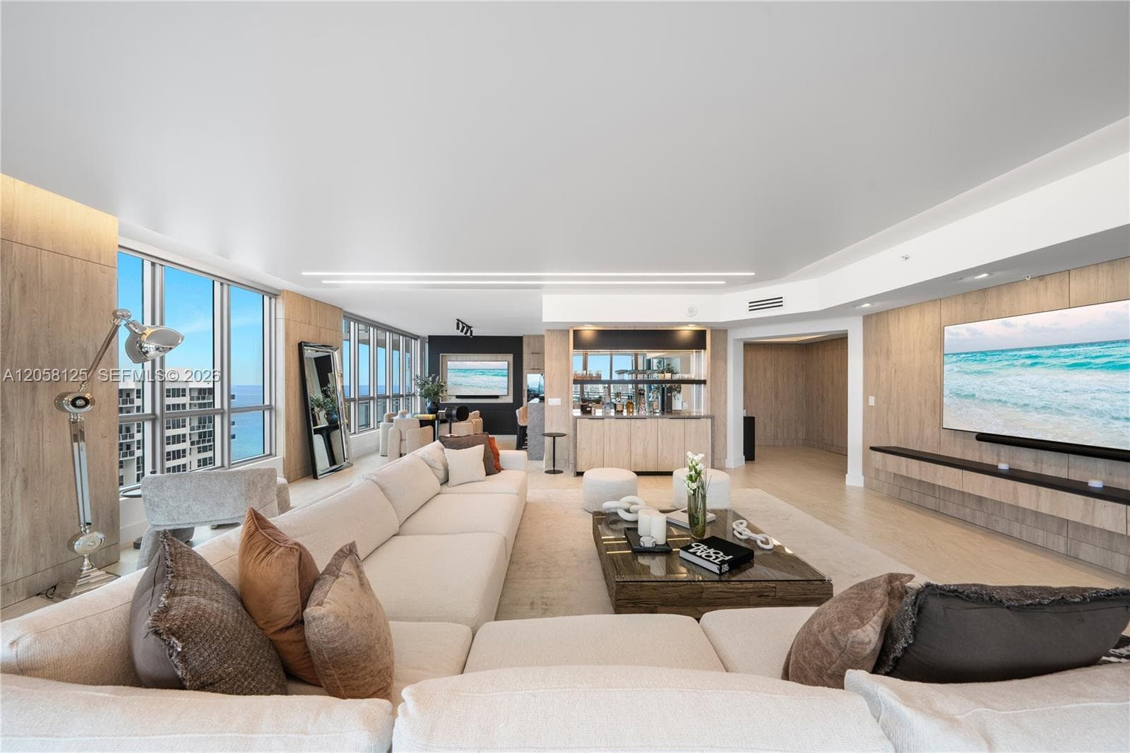 3535 S Ocean Dr 1506 photo 1
